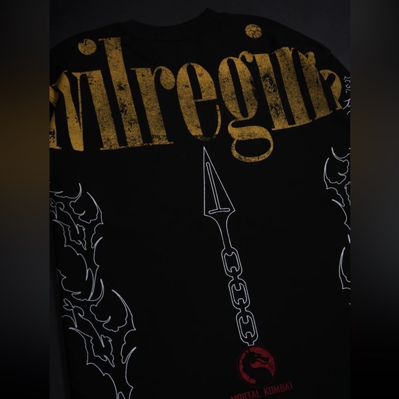 RAISING VENGENCE AMERICAN CLASSIC OVERSIZED TEE IN BLACK - Picture 4 of 4